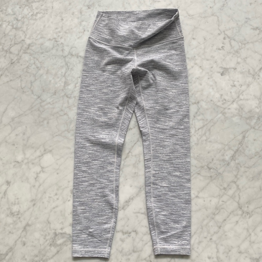 *LIKE NEW* Lululemon Leggings